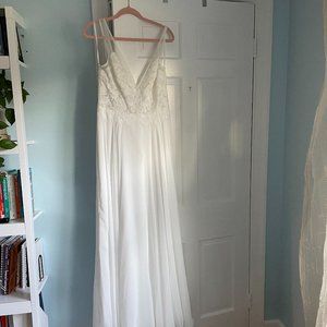 Made with love "blake" wedding dress (new, unaltered)